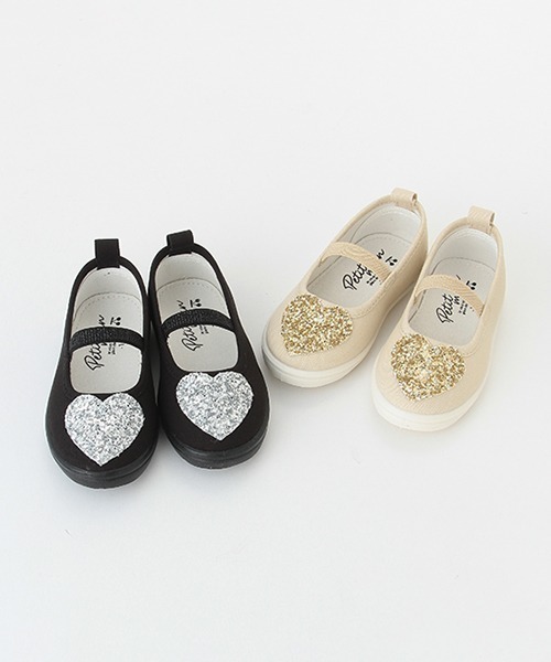 petit main(プティマイン)の「ハートシューズ(ローファー・キッズ・アイボリー/ブラック・15cm/16cm/14cm/18cm/17cm)」の11枚目の写真