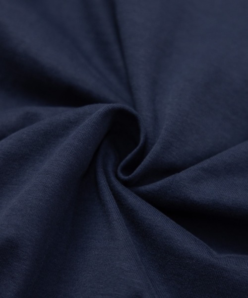 NYLAUS（ナイラス）の「ピーチスキン加工 配色ステッチ ポケット付き ロングスリーブTシャツ（Tシャツ/カットソー・メンズ・ブラック/ホワイト/ネイビー/ベージュ・M/L/LL）」の12枚目の写真