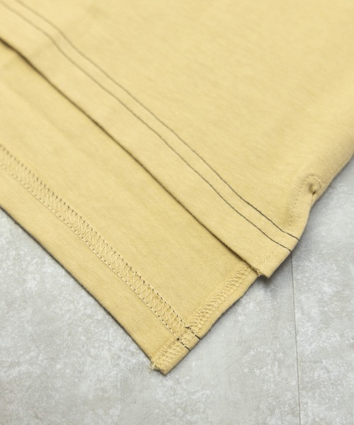 NYLAUS（ナイラス）の「ピーチスキン加工 配色ステッチ ポケット付き ロングスリーブTシャツ（Tシャツ/カットソー・メンズ・ブラック/ホワイト/ネイビー/ベージュ・M/L/LL）」の8枚目の写真