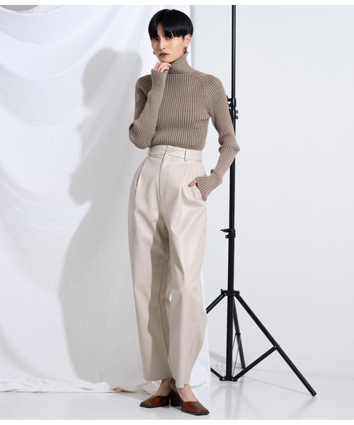 Settimissimo（セッティミッシモ）の「プレーティングリブボトルネックニット（ニット/セーター・レディース・アイボリー/レンガ/グレイッシュベージュ・FREE）」の20枚目の写真