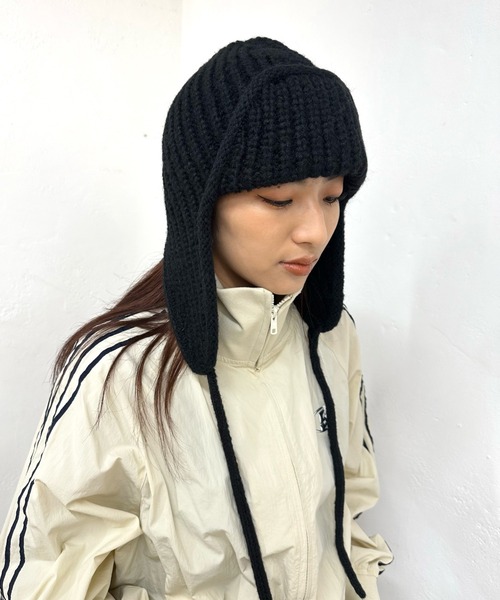 WHO'S WHO gallery（フーズフーギャラリー）の「イヤーフラップワッチ（ニットキャップ/ビーニー・レディース・グレー/オフホワイト/サックスブルー/マスタード/ブラック・FREE）」の3枚目の写真