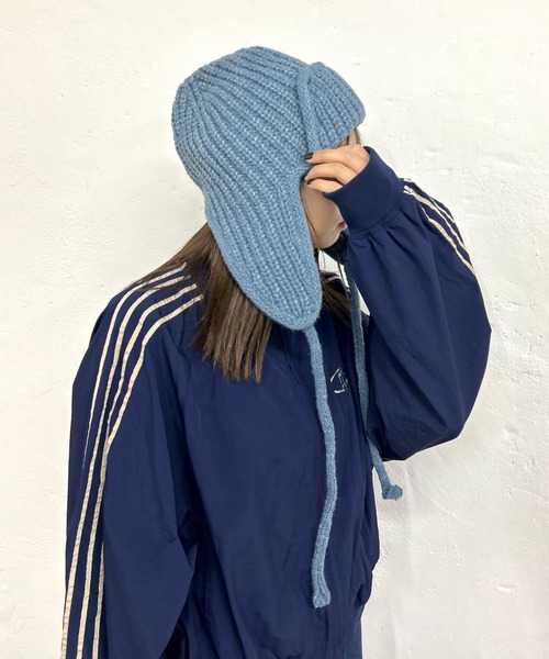 WHO'S WHO gallery（フーズフーギャラリー）の「イヤーフラップワッチ（ニットキャップ/ビーニー・レディース・グレー/オフホワイト/サックスブルー/マスタード/ブラック・FREE）」の16枚目の写真