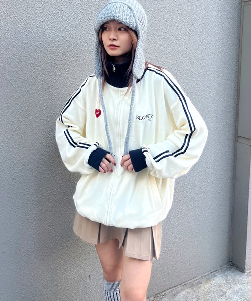 WHO'S WHO gallery（フーズフーギャラリー）の「イヤーフラップワッチ（ニットキャップ/ビーニー・レディース・グレー/オフホワイト/サックスブルー/マスタード/ブラック・FREE）」の14枚目の写真