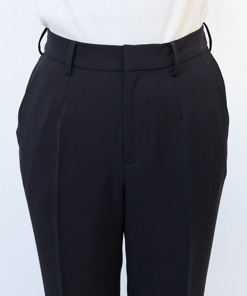 evernavy（エバーネイビー）の「スリムテーパードパンツ（スーツパンツ・レディース・ダークネイビー・S/M/L/XL）」の11枚目の写真