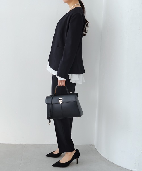 evernavy（エバーネイビー）の「スリムテーパードパンツ（スーツパンツ・レディース・ダークネイビー・S/M/L/XL）」の4枚目の写真