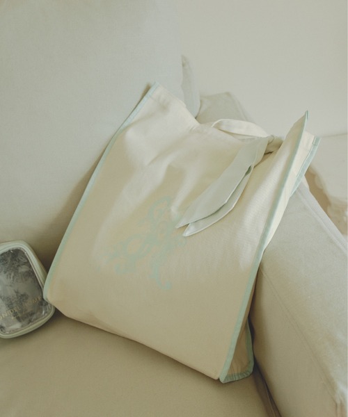 SNIDEL HOME（スナイデルホーム）の「エンブレムトートバッグ（トートバッグ・レディース・ブルー/ブラック/ピンク/ミント/イエロー/パープル・FREE）」の3枚目の写真