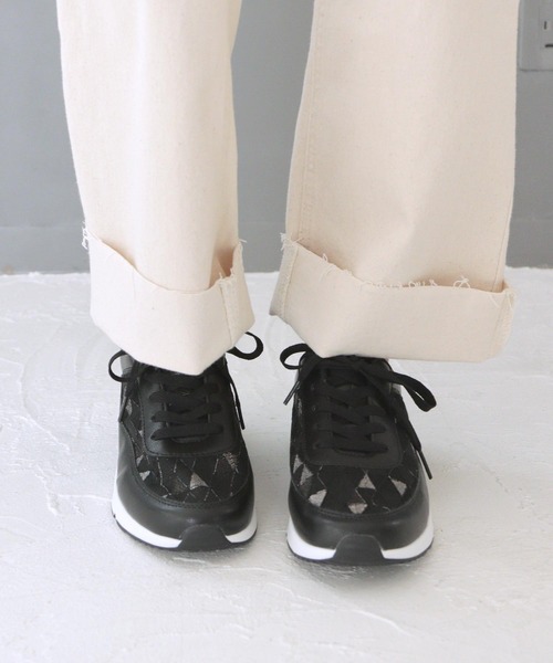 grandfleur（グランドフルール）の「軽量厚底 レース柄 エアーソール スニーカー（スニーカー・レディース・ホワイト/ピンク/ブラック・23.0cm/23.5cm/24.0cm/24.5cm/22.5cm/25.0cm）」の8枚目の写真