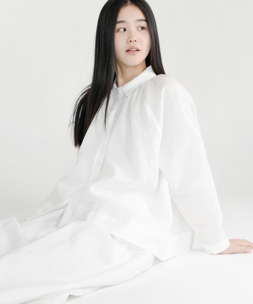 Bshop（ビショップ）の「eunoia | リネン ギャザーシャツ WOMEN 