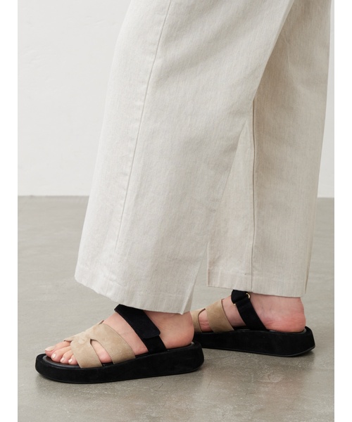 GRISE（グリーズ）の「GRISEレザーアツゾコカットワークミュールサンダル（サンダル・レディース・ベージュ系その他/ブラウン/ブラック×ブラック・MEDIUM/SMALL/X-LARGE/LARGE）」の7枚目の写真