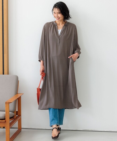 23区(ニジュウサンク)の「【洗える】ヘルシーインナー タンクトップ(Tシャツ/カットソー・レディース・ホワイト系/ブラック系/ライトグレー系・38/40)」の17枚目の写真