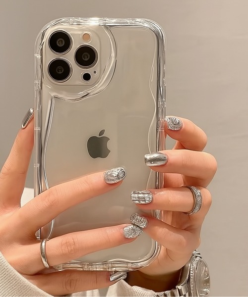 NOLITA LABORATORY（ノリータラボラトリー）の「【 NOLITA / ノリータ 】くねくね ソフトシリコン アイフォンケース アイフォンカバー iPhone 17 / 17pro / 17proMax / Air / 16 / 16pro / 16proMax / 16plus / 16e / 14 / 15 / 7 / 8 / SE2 / SE3 / 11 / 12 / 13（スマホケース/カバー・レディース・クリア/ホワイト/ブラック/クリアブラウン/シルバー/ピンク・iPhone 14/iPhone 14 Pro/iPhone 14 Pro Max/iPhone 15/iPhone 15 Pro/iPhone 15 Pro Max/iPhone 14 Plus/iPhone 15 Plus/iPhone 13/iPhone 13 Pro/iPhone 13 Pro Max/iPhone 11/iPhone 11 Pro/iPhone 12/iPhone 12 Pro/iPhone 12 Pro Max/iPhone 11 Pro Max/iPhone 7/8/SE(第2/第3世代)/iPhone 16/iPhone 16 Plus/iPhone 16 Pro/iPhone 16 Pro Max/iPhone 12 mini/iPhone 13 mini/iPhone 17/iPhone 17 Pro/iPhone 17 Pro Max/iPhone Air/iPhone 16e）」の21枚目の写真