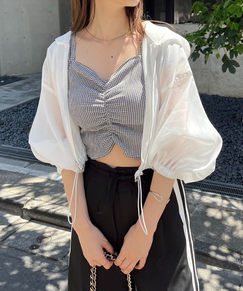 one after another NICE CLAUP（ワンアフターアナザーナイスクラップ）の「シアーボリュームマウンテンパーカー（マウンテンパーカー・レディース・オフホワイト/グレイッシュベージュ/グレー・FREE）」の20枚目の写真