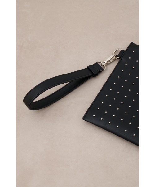 AZUL by moussy（アズールバイマウジー）の「スタッズクラッチバッグ（クラッチバッグ・メンズ・ブラック・FREE）」の8枚目の写真