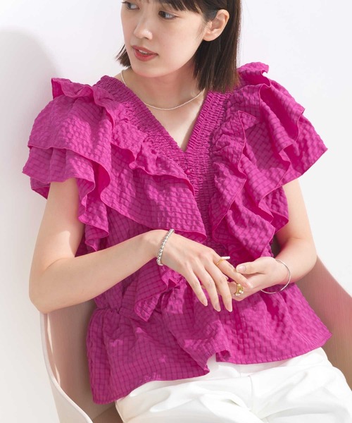 PICCIN(ピッチン)の「【WEB限定】シアサッカーラッフルブラウス(シャツ/ブラウス・レディース・オフホワイト/ピンク/ブラック・L/M)」の3枚目の写真