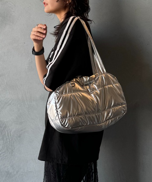 LVEU.（ラブユ.）の「【LVEU.】メタリックキルティングバッグ / BAG 鞄