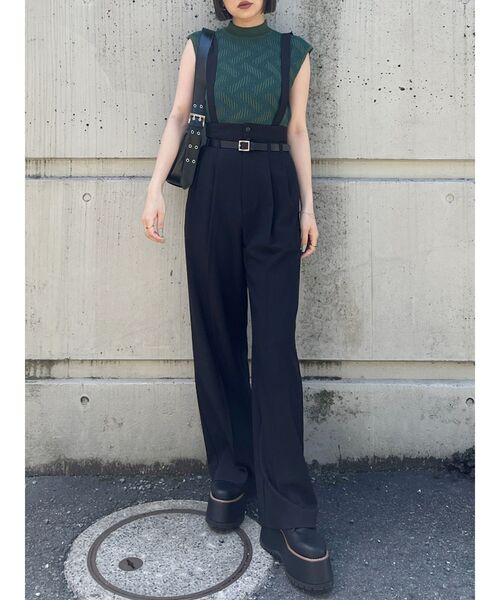 MURUA（ムルーア）の「【セット販売】ニットタンク&サスペンダーパンツセット（セットアップ・レディース・グリーン/グレー/ネイビー/ブラック・1/2）」の3枚目の写真