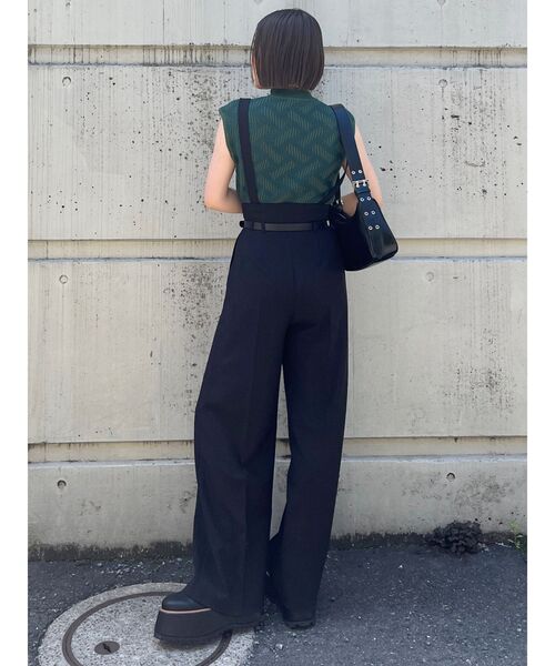 MURUA（ムルーア）の「【セット販売】ニットタンク&サスペンダーパンツセット（セットアップ・レディース・グリーン/グレー/ネイビー/ブラック・1/2）」の6枚目の写真