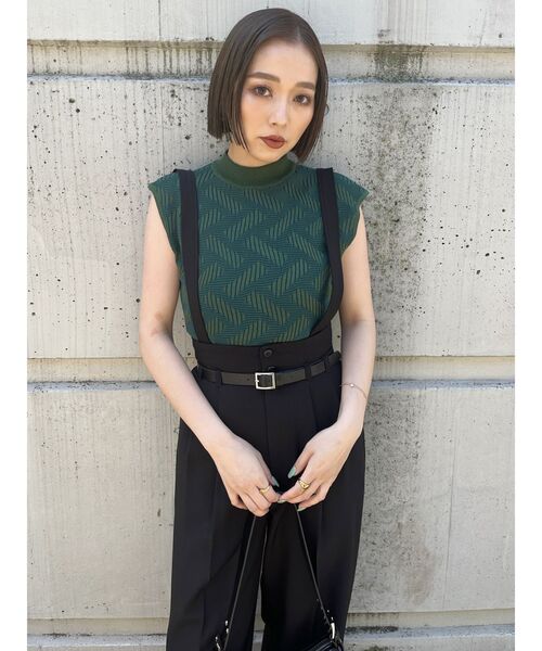 MURUA（ムルーア）の「【セット販売】ニットタンク&サスペンダーパンツセット（セットアップ・レディース・グリーン/グレー/ネイビー/ブラック・1/2）」の7枚目の写真