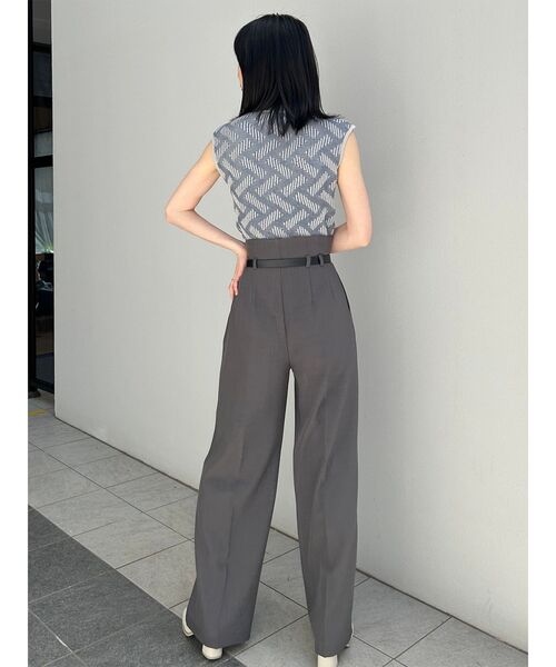 MURUA（ムルーア）の「【セット販売】ニットタンク&サスペンダーパンツセット（セットアップ・レディース・グリーン/グレー/ネイビー/ブラック・1/2）」の12枚目の写真