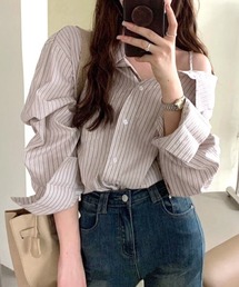 オフショルダー」に該当するトップス（ストライプ柄）ファッション通販