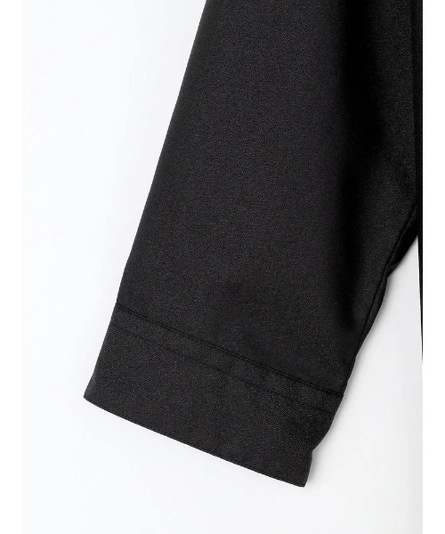 Perfect Suit FActory（パーフェクトスーツファクトリー）の「【UVカット】サンシェルタブラウス　ピンタック　ホワイト/ブラック（シャツ/ブラウス・レディース・ブラック/ホワイト・S/M/L）」の9枚目の写真