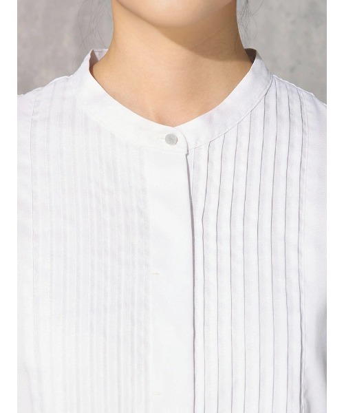 Perfect Suit FActory（パーフェクトスーツファクトリー）の「【UVカット】サンシェルタブラウス　ピンタック　ホワイト/ブラック（シャツ/ブラウス・レディース・ブラック/ホワイト・S/M/L）」の16枚目の写真