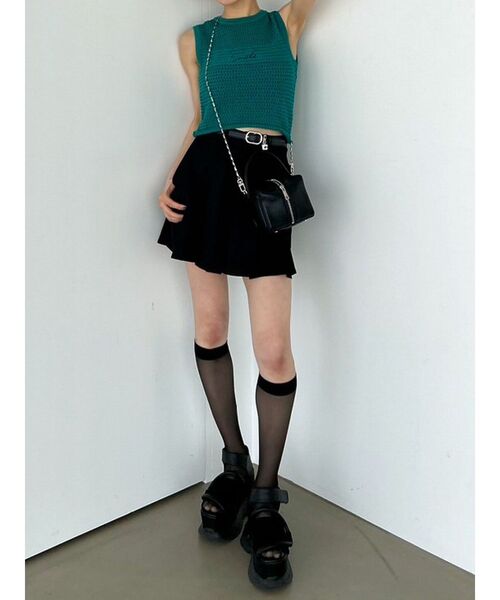 EMODA（エモダ）の「エンブロイダリーコンパクトトップ（タンクトップ・レディース・グリーン/ホワイト/ブラック・FREE）」の9枚目の写真