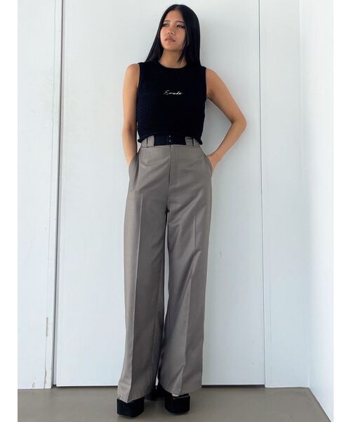 EMODA（エモダ）の「エンブロイダリーコンパクトトップ（タンクトップ・レディース・グリーン/ホワイト/ブラック・FREE）」の15枚目の写真