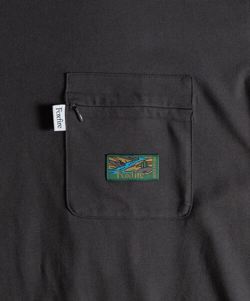 Foxfire（フォックスファイヤー）の「Foxfire/フォックスファイヤー 別注 Foxfire 刺繍ロゴ クルーネック ポケットTシャツ/リラックスフィット/7.6オンス（Tシャツ/カットソー・メンズ・チャコールグレー/ホワイト/ブルー/マスタード/グレー・MEDIUM/LARGE）」の12枚目の写真