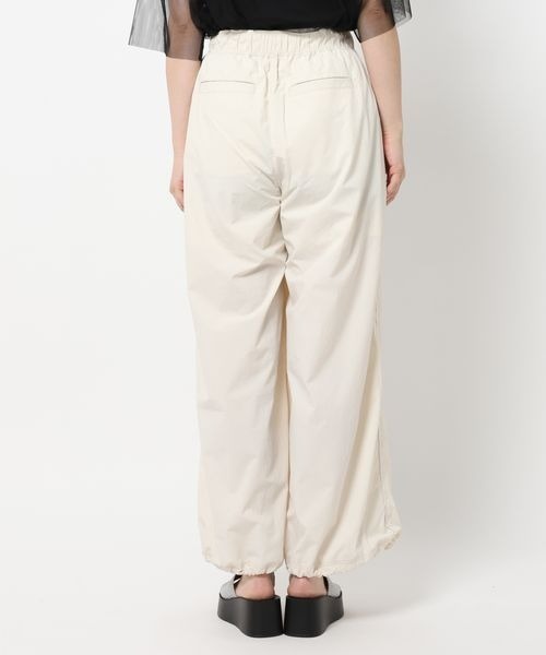 かゆページです LOWRYS FARM（ローリーズファーム）の「ドロストスノーパンツ