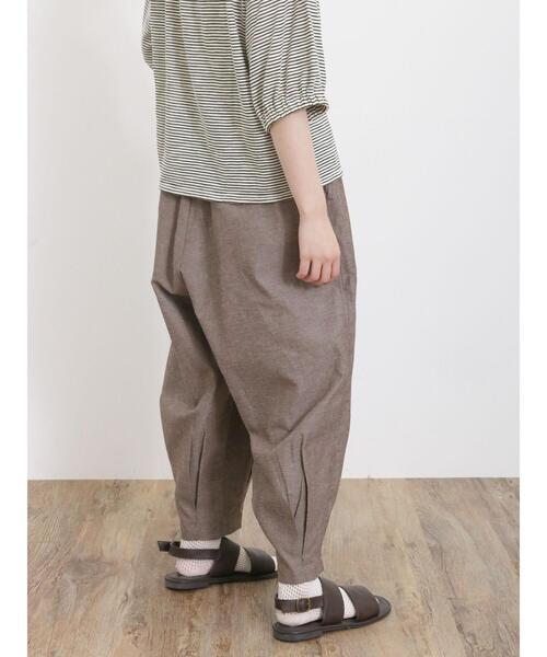 Samansa Mos2(サマンサ モスモス)の「【Sサイズ WEB限定】【接触冷感/イージーケア】タックテーパードパンツ(その他パンツ・レディース・キナリ/チャコールグレー/グリーン/モカ・S/M)」の11枚目の写真