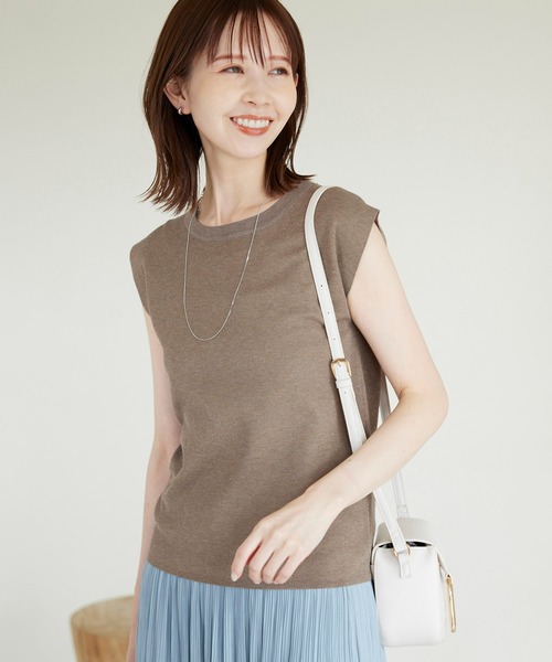 ROPE' PICNIC(ロペピクニック)の「スパークナイロンゼロスリーブニットプルオーバー(ニット/セーター・レディース・その他2/ベージュ・38)」の2枚目の写真