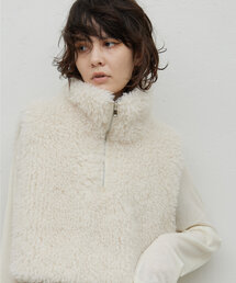 GALLARDAGALANTE(ガリャルダガランテ)の「フェイクファーハーフZIPプルオーバー(ベスト)」