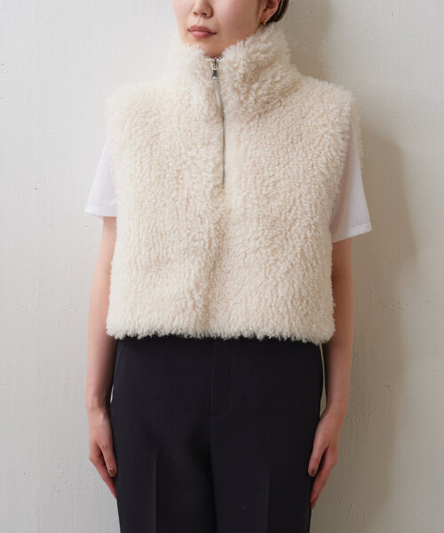 GALLARDAGALANTE（ガリャルダガランテ）の「フェイクファーハーフZIP