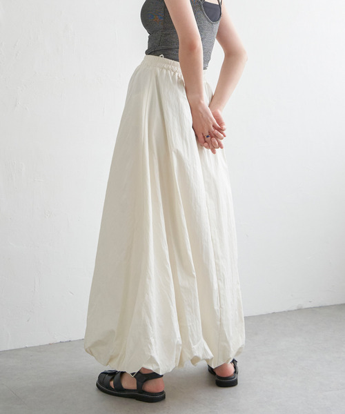 VENCEEXCHANGE（ヴァンスエクスチェンジ）の「パールタフタバルーンスカート（スカート・レディース・ブラック/グレー/オフホワイト・FREE）」の21枚目の写真