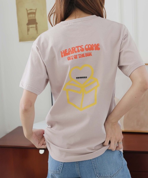 Girly Doll(ガーリードール)の「オリジナルプリントレトロTシャツ(Tシャツ/カットソー・レディース・ピンク/ベージュ/ダークグレー・F)」の3枚目の写真