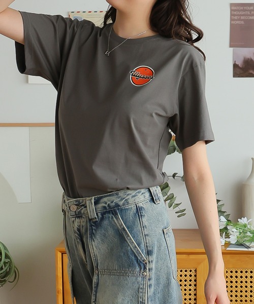Girly Doll(ガーリードール)の「オリジナルプリントレトロTシャツ(Tシャツ/カットソー・レディース・ピンク/ベージュ/ダークグレー・F)」の8枚目の写真