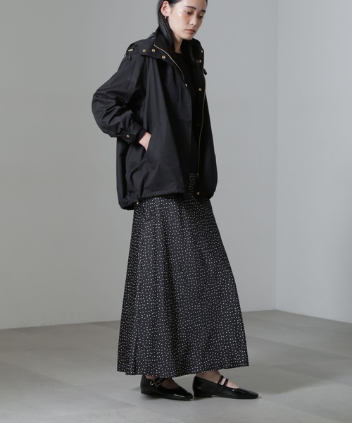 NANO universe(ナノユニバース)の「撥水加工フード取り外し2wayスタンドカラーブルゾン(ブルゾン・レディース・グリーン系その他4/ブラック/グレー系その他4・FREE)」の9枚目の写真