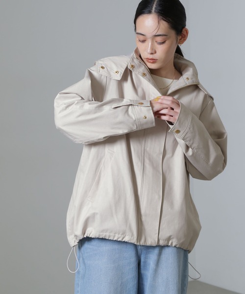 NANO universe(ナノユニバース)の「撥水加工フード取り外し2wayスタンドカラーブルゾン(ブルゾン・レディース・グリーン系その他4/ブラック/グレー系その他4・FREE)」の14枚目の写真