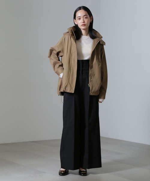 NANO universe(ナノユニバース)の「撥水加工フード取り外し2wayスタンドカラーブルゾン(ブルゾン・レディース・グリーン系その他4/ブラック/グレー系その他4・FREE)」の22枚目の写真