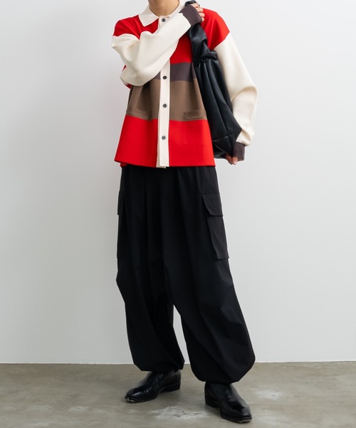 SINSS（シンス）の「Loose fit knit polo shirt / ルーズフィットニットポロシャツ（長袖）（ポロシャツ・メンズ・ブラック/ブルー/レッド・SMALL/MEDIUM/LARGE）」の10枚目の写真