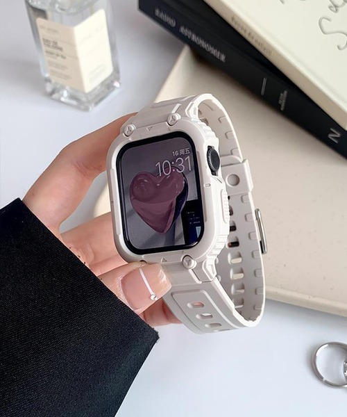 LUON(ルオン)の「LUON / Apple Watch Band / アップルウォッチ バンド 一体式ベルト(デジタル腕時計・レディース・オリーブ/ネイビー/グレー/ホワイト/ブラック・A/B)」の1枚目の写真