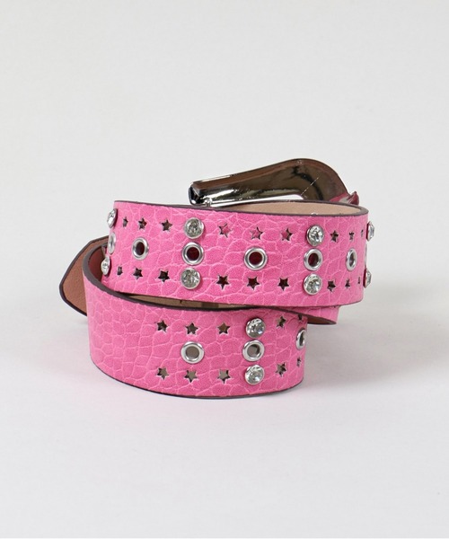 SPINNS（スピンズ）の「バタフライバックル 合皮ベルト（ベルト・レディース・ブラック/ピンク・ONESIZE）」の20枚目の写真