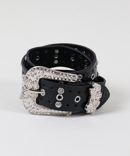 SPINNS（スピンズ）の「バタフライバックル 合皮ベルト（ベルト・レディース・ブラック/ピンク・ONESIZE）」の18枚目の写真