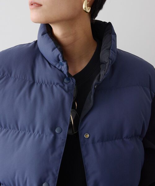 AMERICAN HOLIC（アメリカンホリック）の「軽ポカリバーシブルスタンドカラーベスト（ダウンベスト・レディース・ブラック/グリーン・M/L）」の10枚目の写真