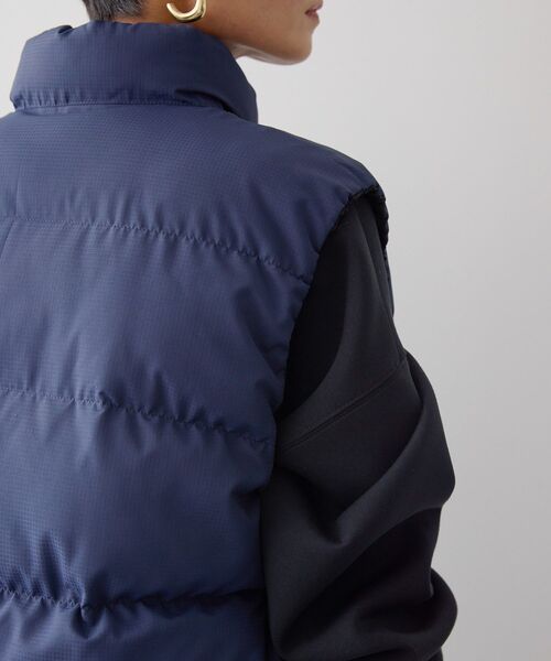 AMERICAN HOLIC（アメリカンホリック）の「軽ポカリバーシブルスタンドカラーベスト（ダウンベスト・レディース・ブラック/グリーン・M/L）」の12枚目の写真