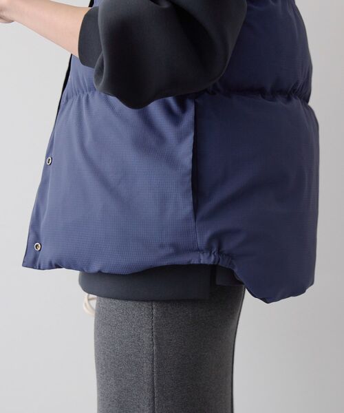 AMERICAN HOLIC（アメリカンホリック）の「軽ポカリバーシブルスタンドカラーベスト（ダウンベスト・レディース・ブラック/グリーン・M/L）」の13枚目の写真