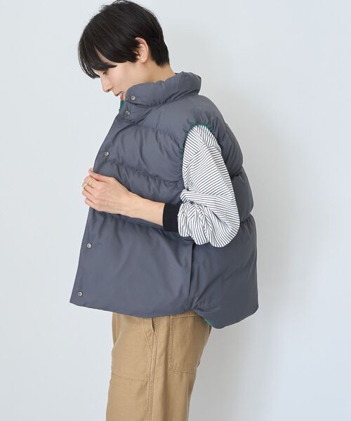 AMERICAN HOLIC（アメリカンホリック）の「軽ポカリバーシブルスタンドカラーベスト（ダウンベスト・レディース・ブラック/グリーン・M/L）」の22枚目の写真