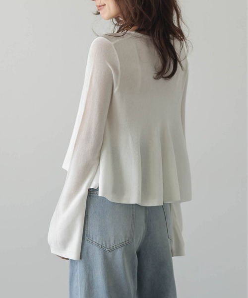 AMELY(エミリー)の「シアーフレアニット(ニット/セーター・レディース・モカ/グレー/ブルー/ホワイト/ブラック/イエロー/ピンク・M/L)」の11枚目の写真