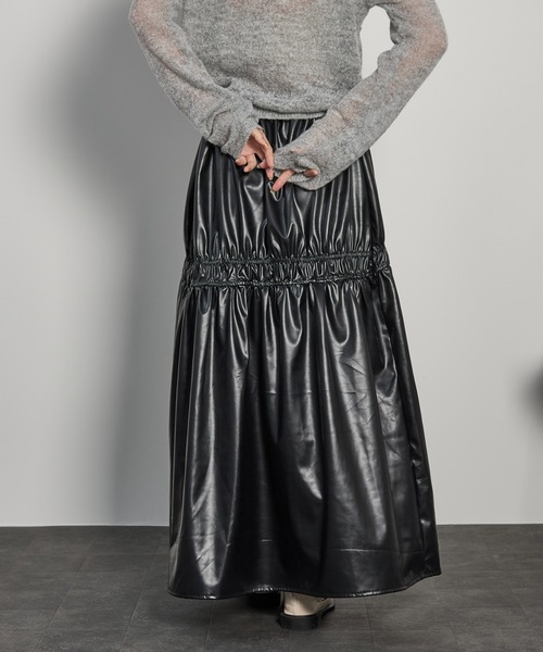 DT MaxMara ★ パテントレザー フレアスカート PONTIAC ブラック Max Mara MAX MARA LEISURE マックスマーラ レジャー スカート